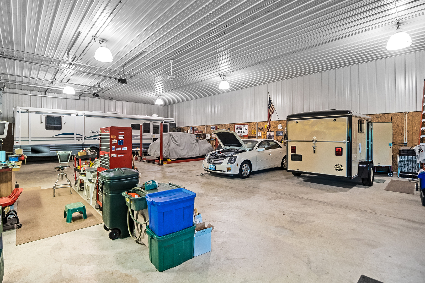 42W545 McDonald Road Elgin, IL 60124 - Photo 44 of 45 a view of a garage