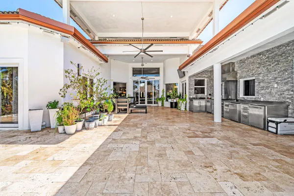 $3,499,000 | 6635 East Calumet Circle, Lake Worth, FL 33467