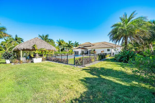 $3,499,000 | 6635 East Calumet Circle, Lake Worth, FL 33467