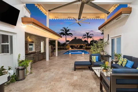 $3,499,000 | 6635 East Calumet Circle, Lake Worth, FL 33467