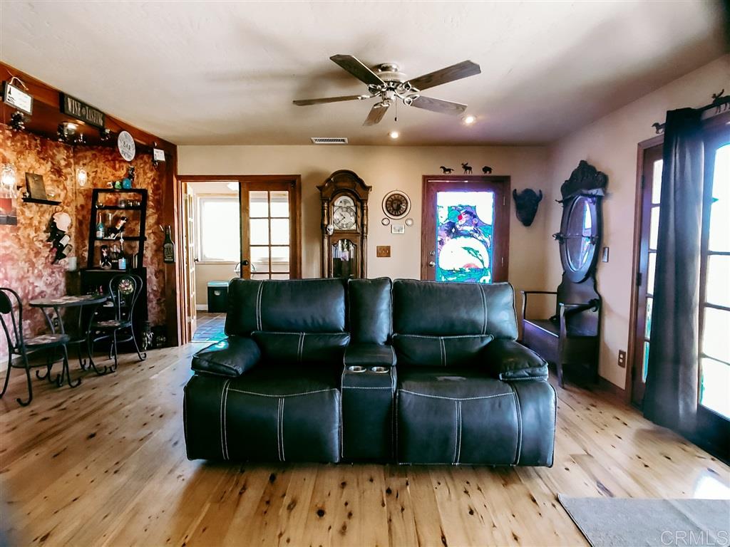 822 South Grade Road Alpine, CA 91901 - Photo 8 of 24