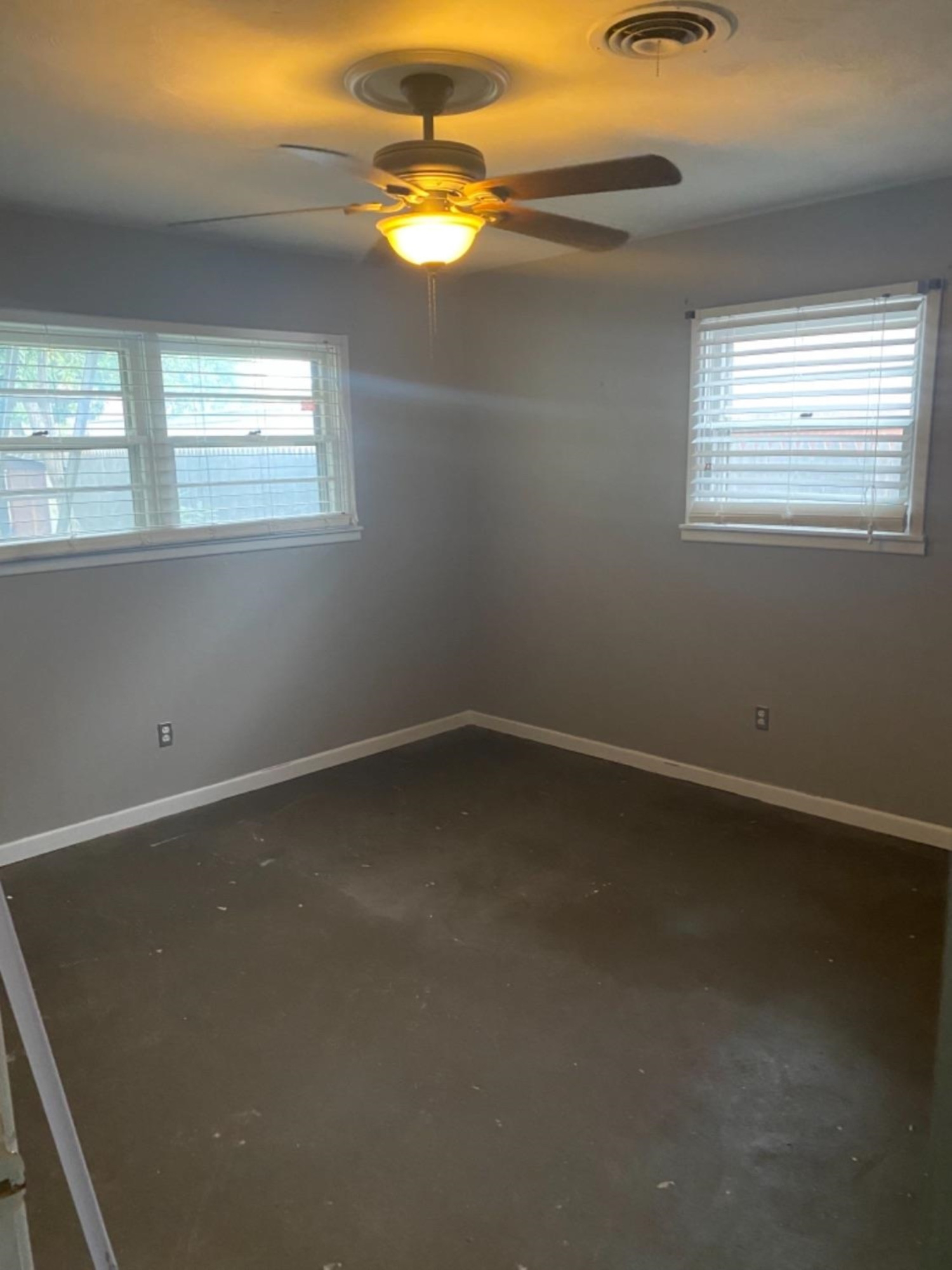4604 28th Street Lubbock, TX 79410 - Photo 9 of 19 an empty room with a window