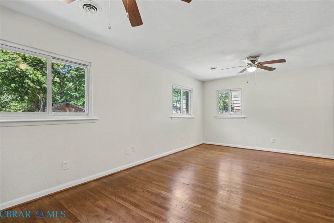 47 Azalea Drive Hampton, VA 23669 - Photo 24 of 35