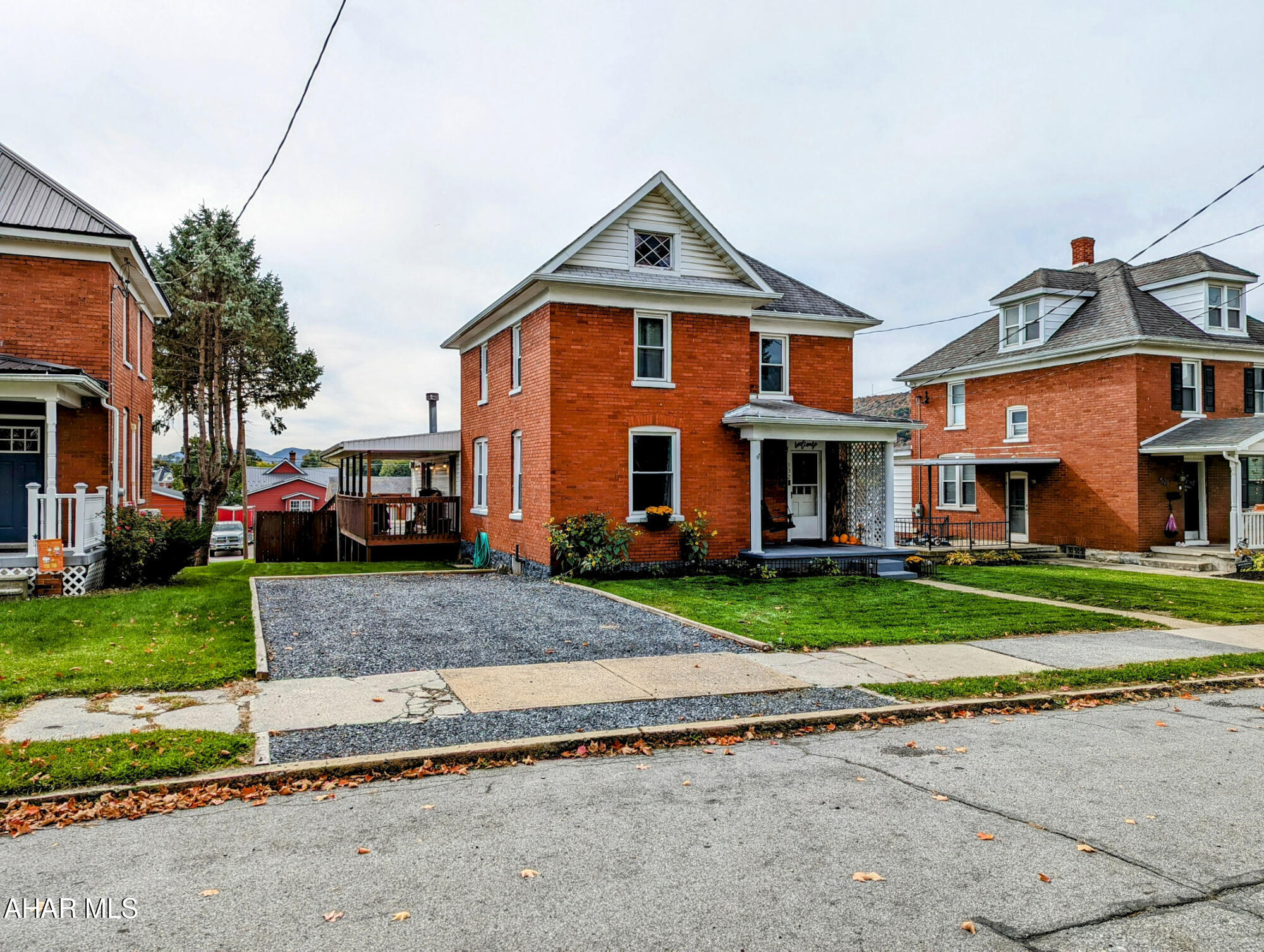 532 Maple Street Roaring Spring, PA 16673 - Photo 4 of 49