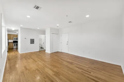 $399,000 | 605 New York Avenue, Unit 604, Union City, NJ 07087