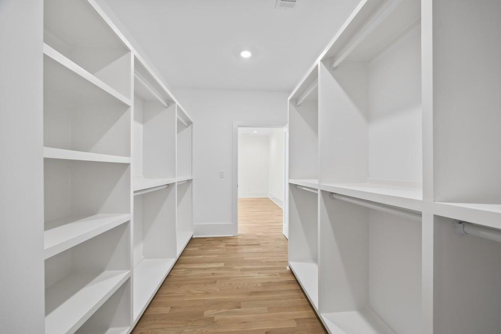 611 Foster Park Lane Madison, GA 30650 - Photo 28 of 54 a view of a hallway with wooden floor and entryway
