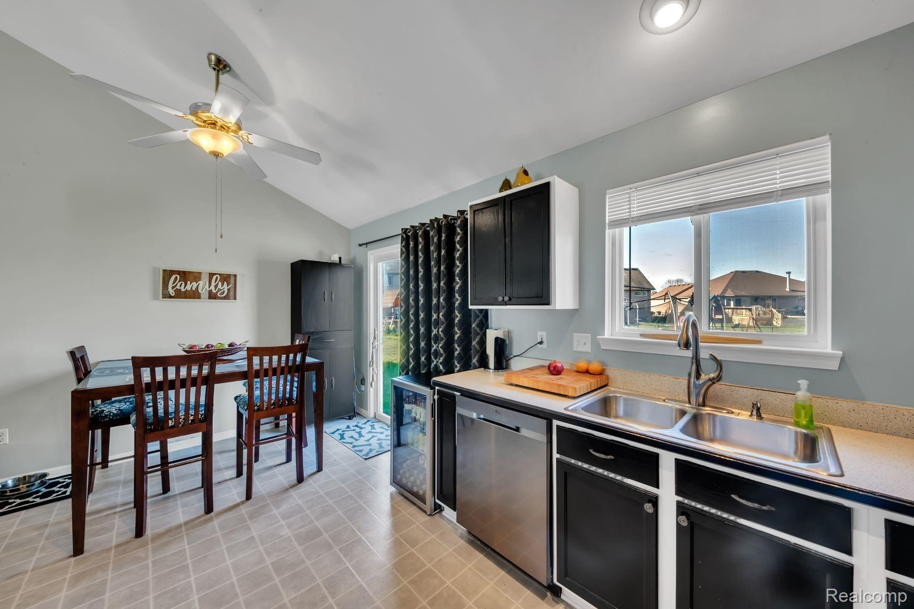 53843 County Line Road New Baltimore, MI 48047 - Photo 10 of 22 53843 County Line - HD Drone Photography -22.jpg