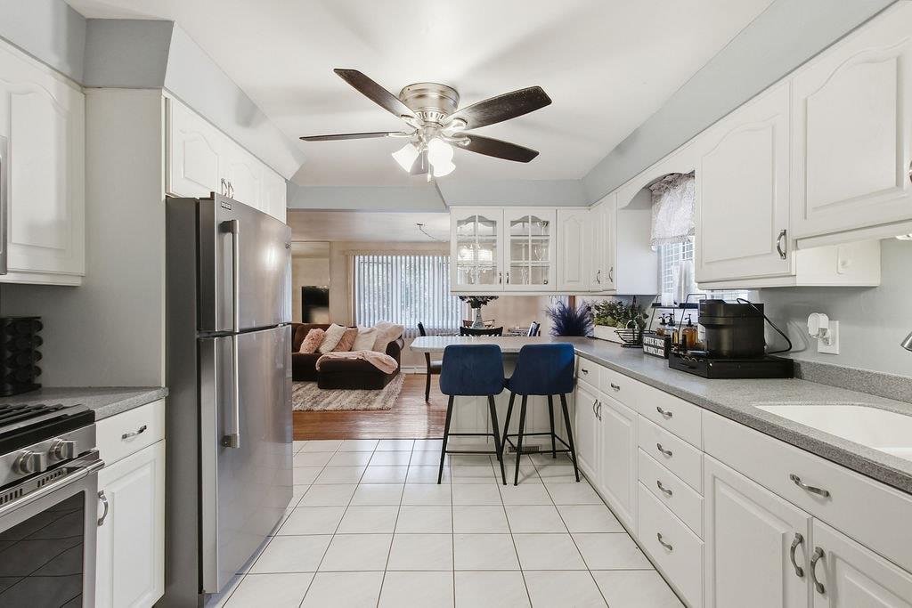 112 Cool Springs Road White Oak, PA 15131 - Photo 6 of 34 Gallery Image 6