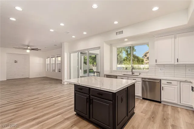 $2,400,000 | 10412 Mansion Hills Avenue, Las Vegas, NV 89144