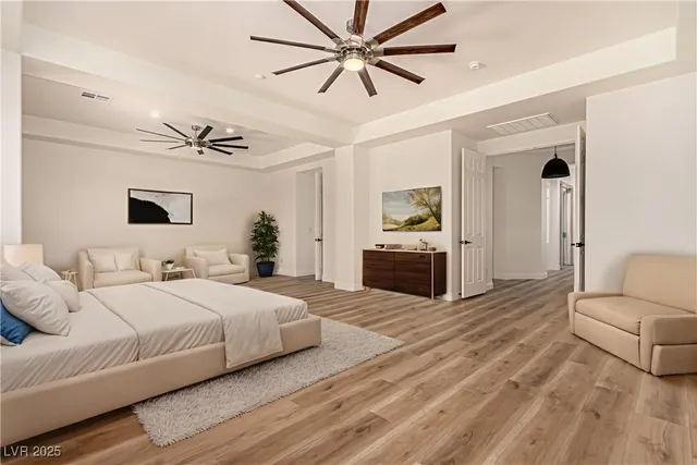 $2,400,000 | 10412 Mansion Hills Avenue, Las Vegas, NV 89144