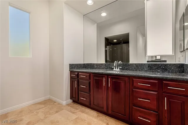 $2,400,000 | 10412 Mansion Hills Avenue, Las Vegas, NV 89144