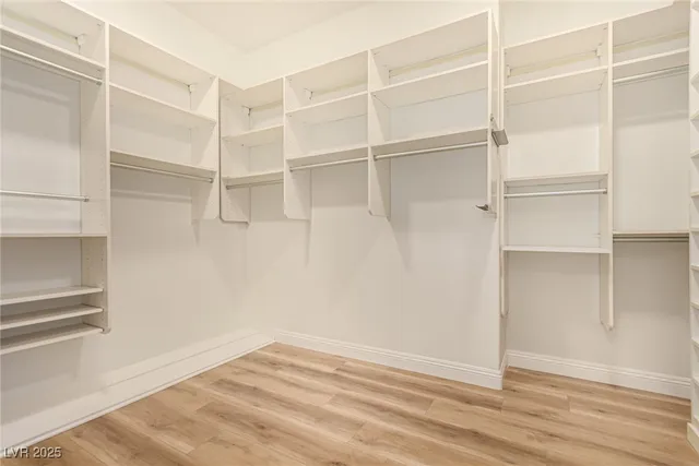 $2,400,000 | 10412 Mansion Hills Avenue, Las Vegas, NV 89144