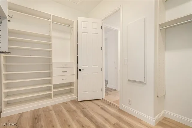 $2,400,000 | 10412 Mansion Hills Avenue, Las Vegas, NV 89144