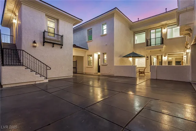 $2,400,000 | 10412 Mansion Hills Avenue, Las Vegas, NV 89144