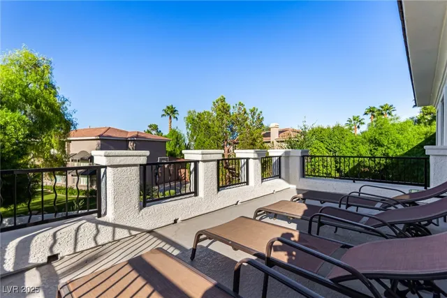 $2,400,000 | 10412 Mansion Hills Avenue, Las Vegas, NV 89144