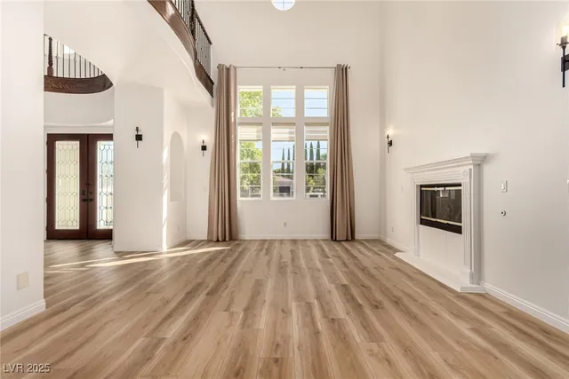 $2,400,000 | 10412 Mansion Hills Avenue, Las Vegas, NV 89144