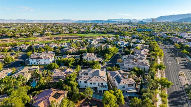 $2,400,000 | 10412 Mansion Hills Avenue, Las Vegas, NV 89144