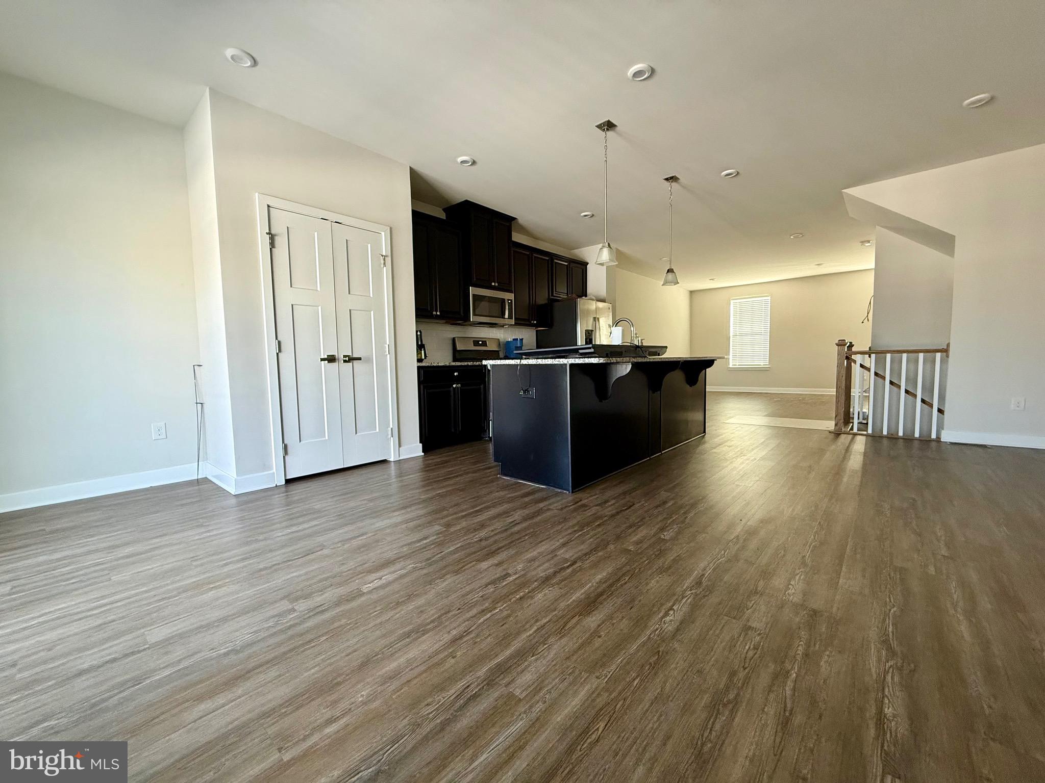 7 Union Way Sicklerville, NJ 08081 - Photo 2 of 22