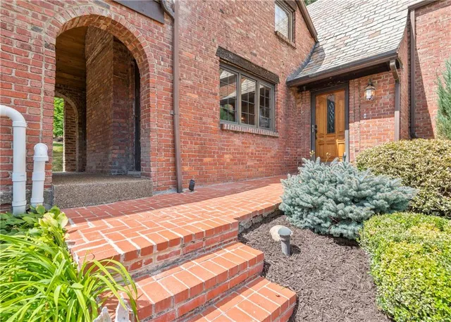 $695,000 | 215 Brookside Boulevard, Pittsburgh, PA 15241