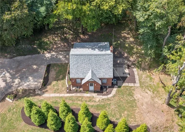 $695,000 | 215 Brookside Boulevard, Pittsburgh, PA 15241