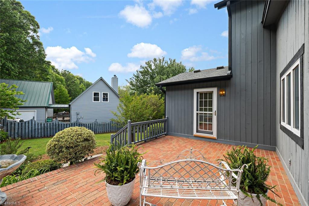 1007 Kings Arms Court High Point, NC 27262 - Photo 39 of 48