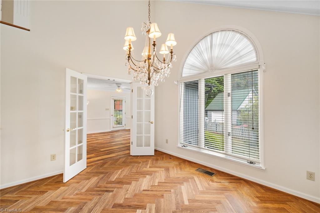 1007 Kings Arms Court High Point, NC 27262 - Photo 10 of 48