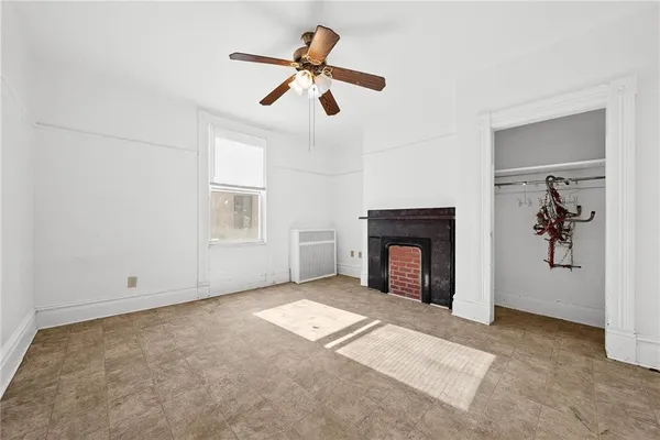 $239,900 | 910 East Maiden Street, Washington, PA 15301