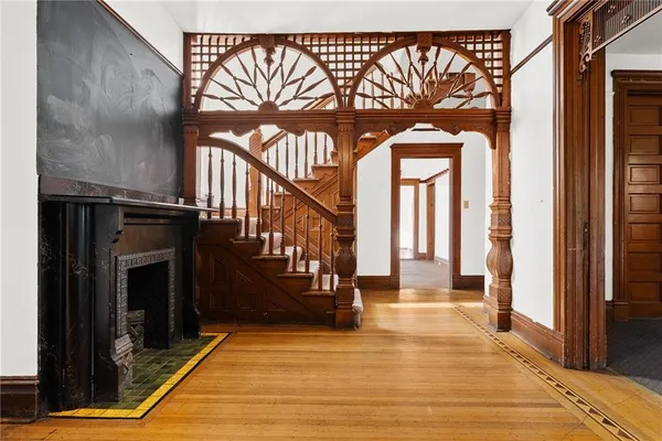 $239,900 | 910 East Maiden Street, Washington, PA 15301