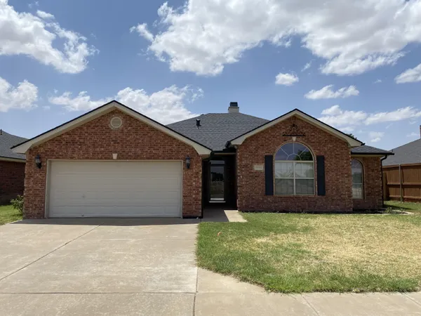 $2,095 | 9806 Genoa Avenue, Lubbock, TX 79424