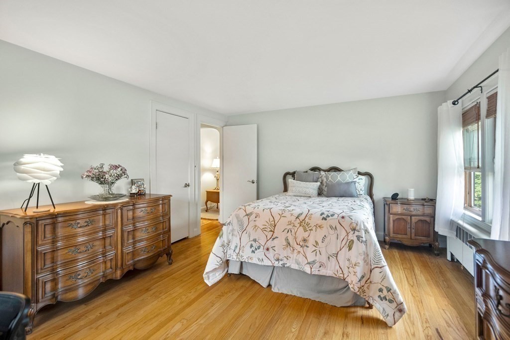 47 Gloucester Road Westwood, MA 02090 - Photo 12 of 25 Gallery Image 12