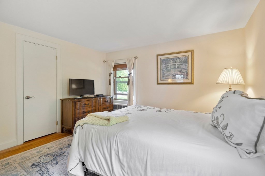 47 Gloucester Road Westwood, MA 02090 - Photo 14 of 25 Gallery Image 14