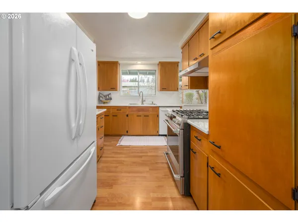 $445,000 | 585 East 36th Avenue, Eugene, OR 97405