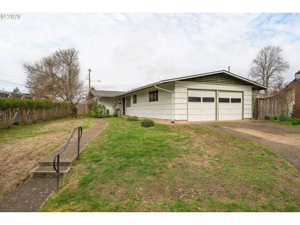 $445,000 | 585 East 36th Avenue, Eugene, OR 97405