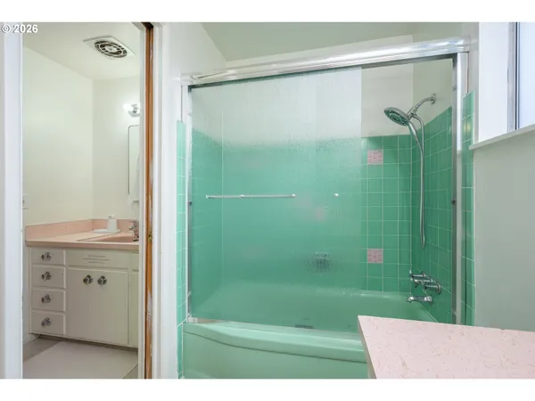 $445,000 | 585 East 36th Avenue, Eugene, OR 97405