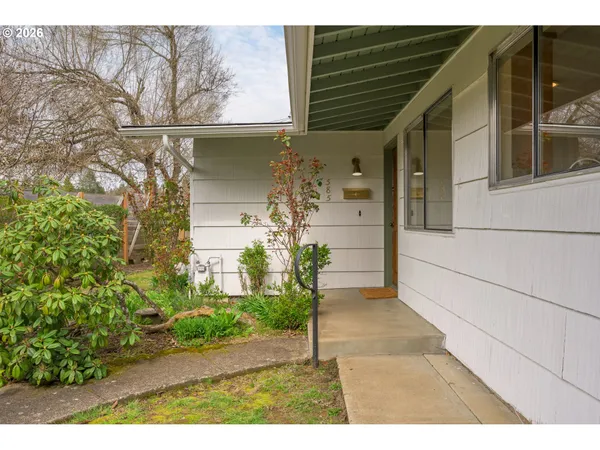 $445,000 | 585 East 36th Avenue, Eugene, OR 97405