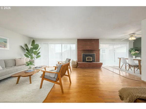 $445,000 | 585 East 36th Avenue, Eugene, OR 97405