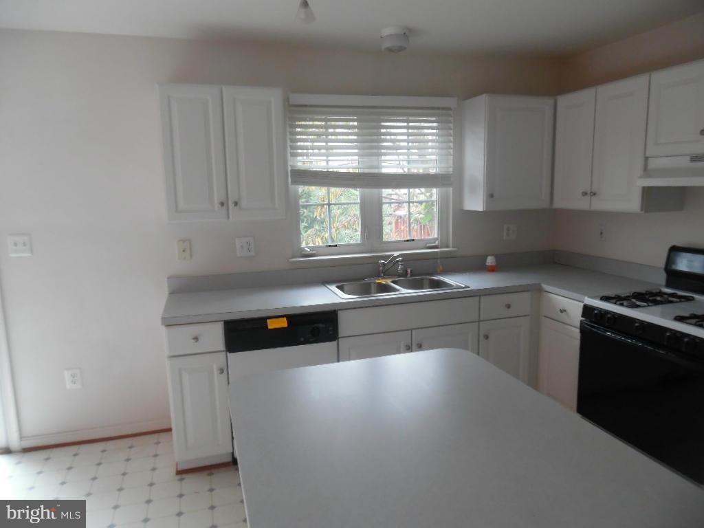 4505 Ingham Road Owings Mills, MD 21117 - Photo 6 of 13 Kitchen