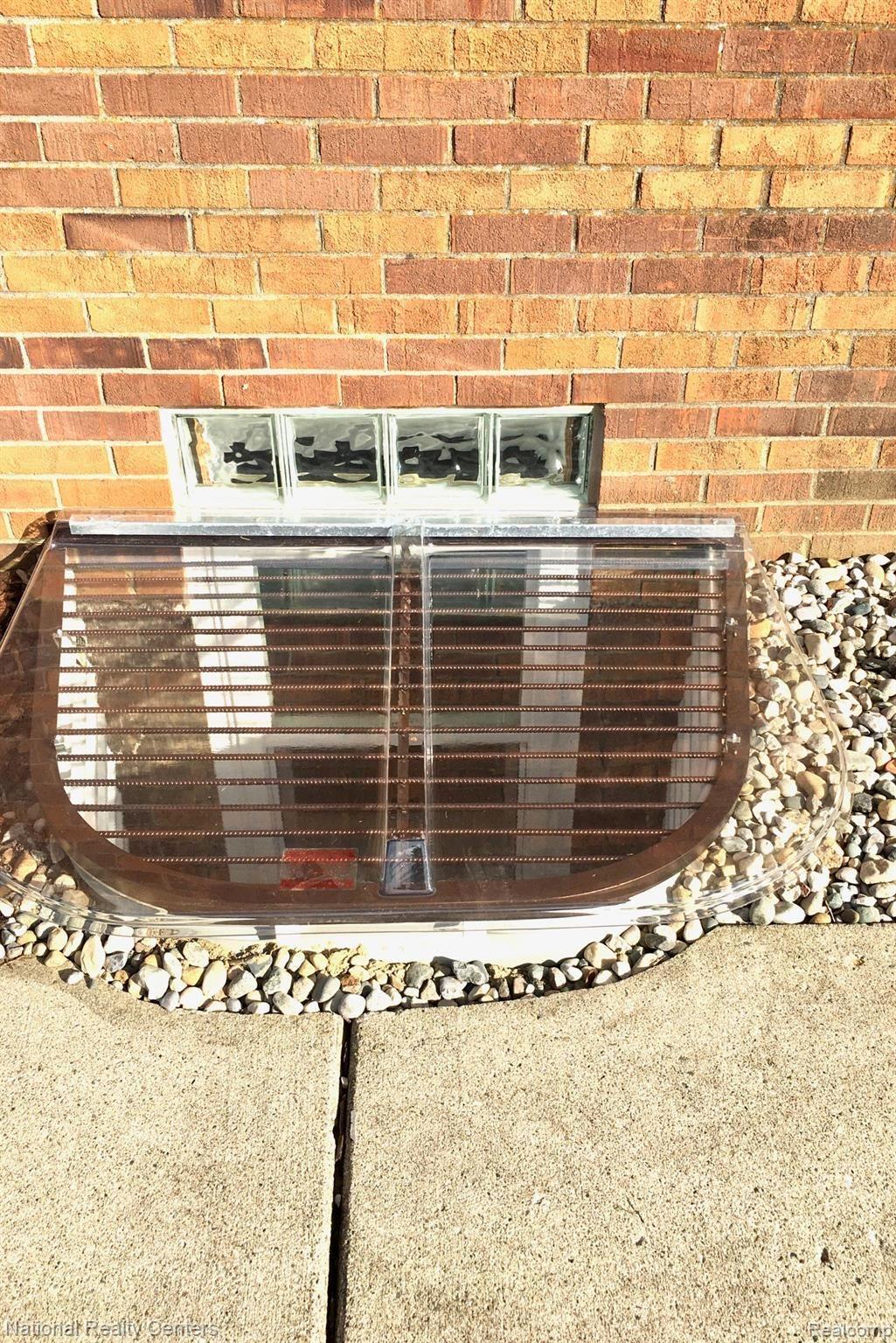 460 Coldiron Drive Rochester, MI 48307 - Photo 39 of 44 Egress Window