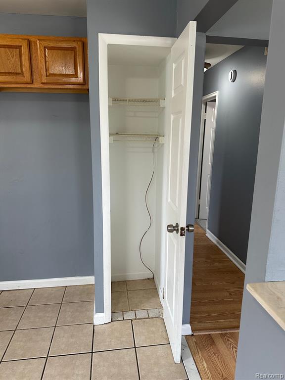 19175 Inkster Road Livonia, MI 48152 - Photo 22 of 49