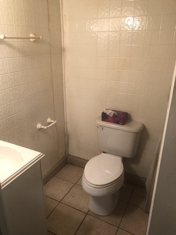 198 Daniels Road Charlton, MA 01507 - Photo 4 of 9 Gallery Image 4