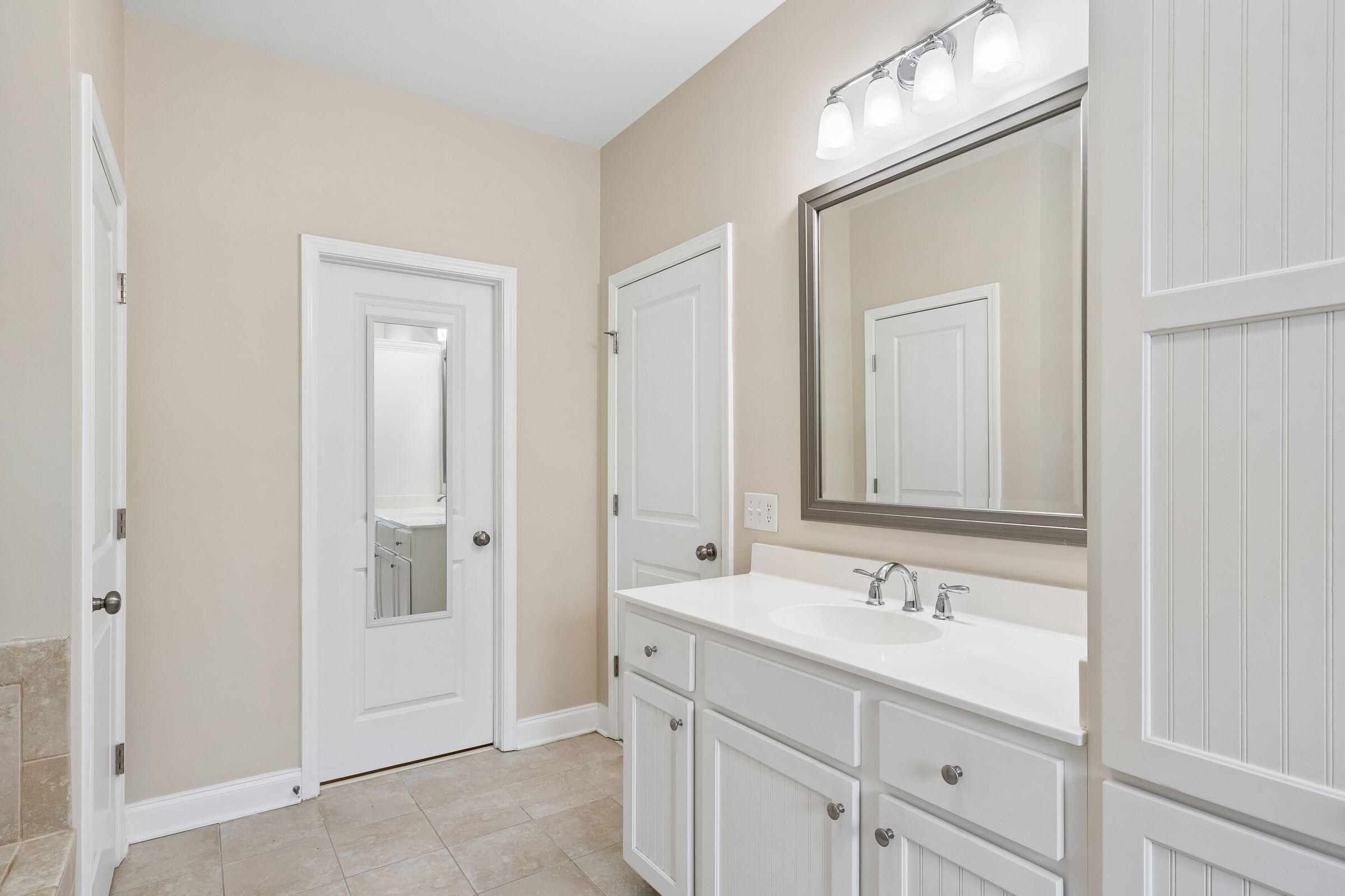 2069 Kings Gate Lane Mount Pleasant, SC 29466 - Photo 23 of 33