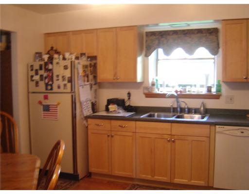 149 Manor Road Delmont, PA 15626 - Photo 2 of 14 Kitchen. UNIT 1 - OWNERS UNIT - SPACIOUS EAT-IN-KITCHEN