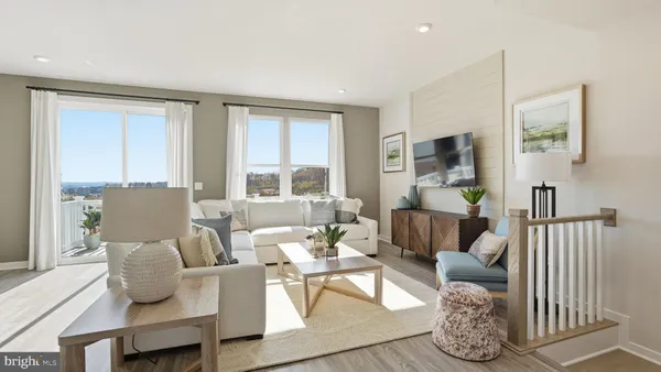 $656,725 | 17377 Walnut Grove Way, Dumfries, VA 22026