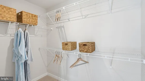 $656,725 | 17377 Walnut Grove Way, Dumfries, VA 22026