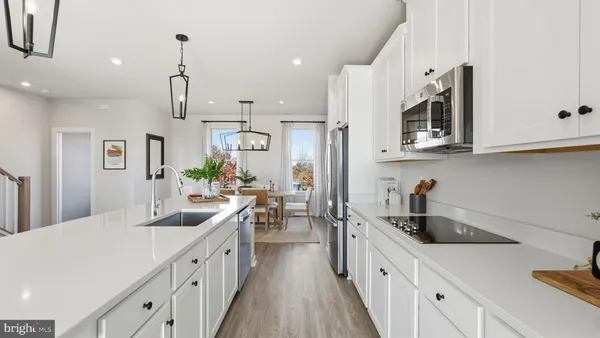 $656,725 | 17377 Walnut Grove Way, Dumfries, VA 22026