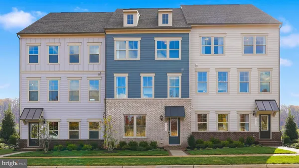 $656,725 | 17377 Walnut Grove Way, Dumfries, VA 22026