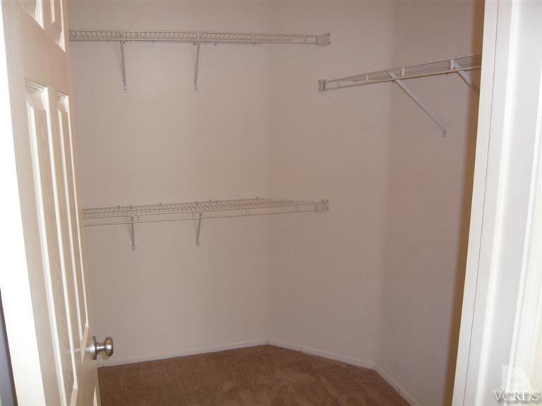 749 Raft Lane Oxnard, CA 93035 - Photo 9 of 14 a view of small space
