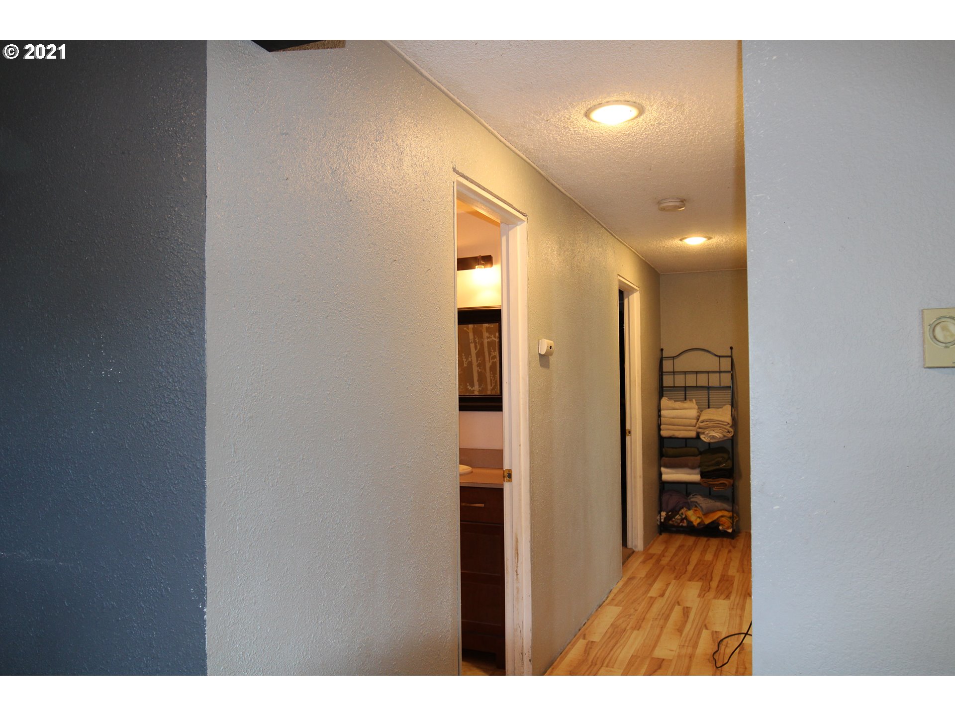 7137 B Street Springfield, OR 97478 - Photo 5 of 9