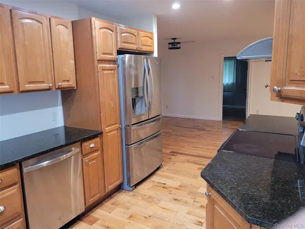 $3,995 | Undisclosed Address, Rocky Point, NY 11778