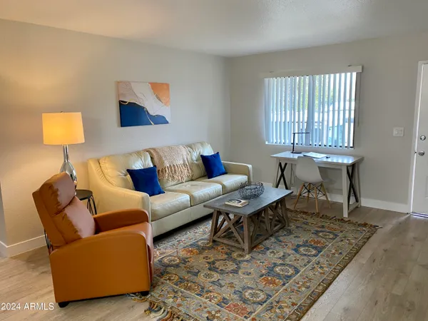 $1,600 | 540 South West Road, Unit 30, Wickenburg, AZ 85390